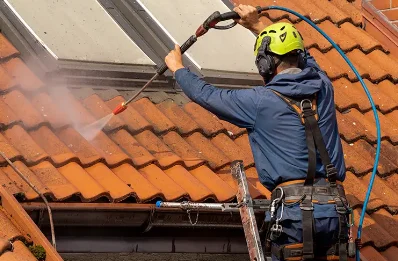 Démoussage et hydrofuge de toiture à Életot